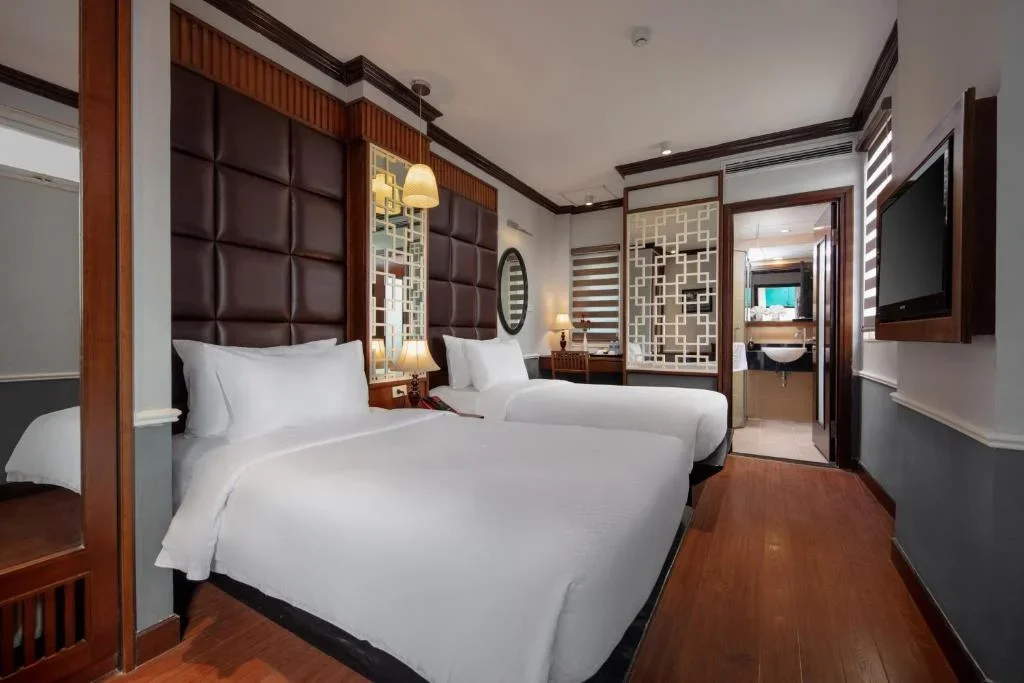 Khách sạn Classy Holiday Hotel & Spa Hà Nội