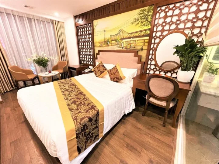 Khách sạn De La Soie Hotel & Travel Hà Nội - Junior Balcony
