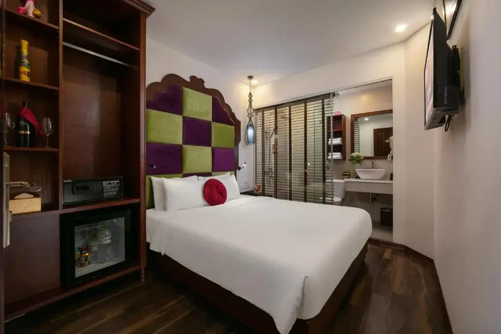 Khách sạn Vision Premier Hotel & Spa Hà Nội