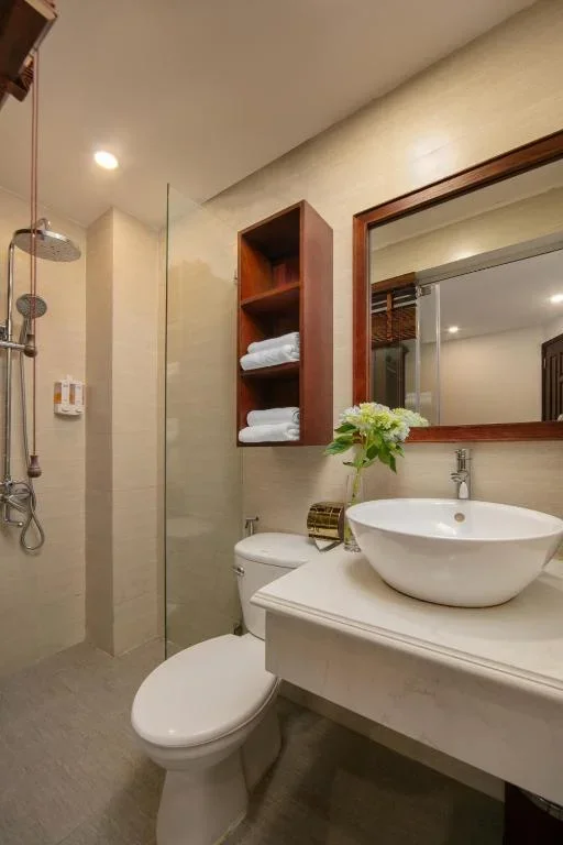 Khách sạn Vision Premier Hotel & Spa Hà Nội