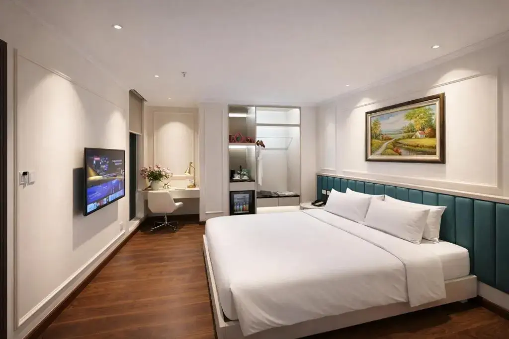 Khách sạn Luxeden Hotel Hà Nội
