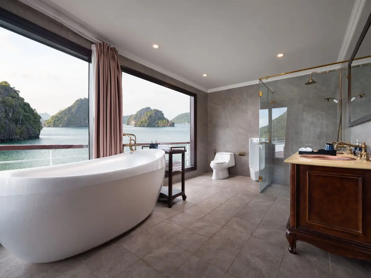 Du thuyền Erina Cruise Hạ Long