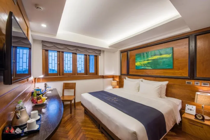 Khách sạn Hai Bay Hotel Hà Nội - Superior Room With City View