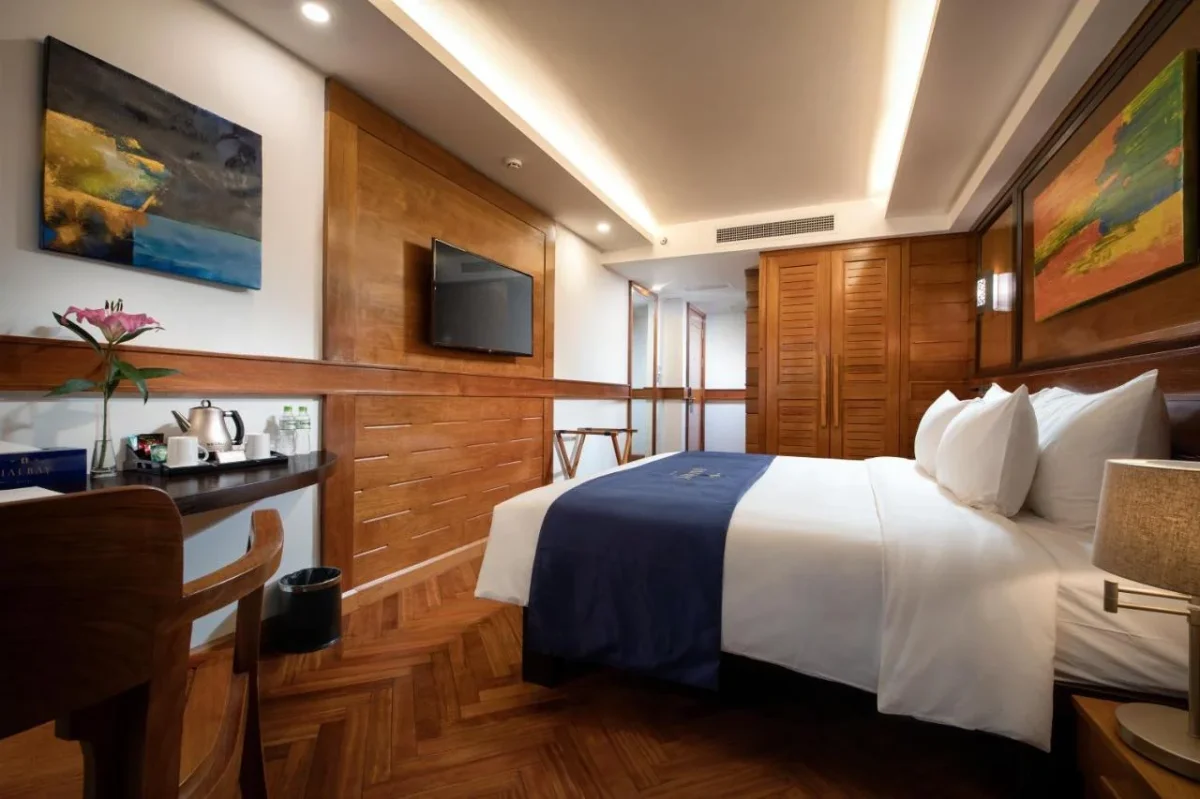 Khách sạn Hai Bay Hotel Hà Nội