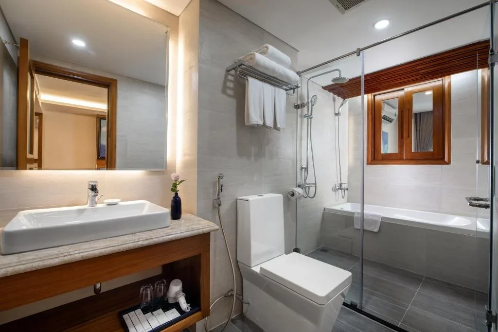 Khách sạn Hai Bay Hotel Hà Nội
