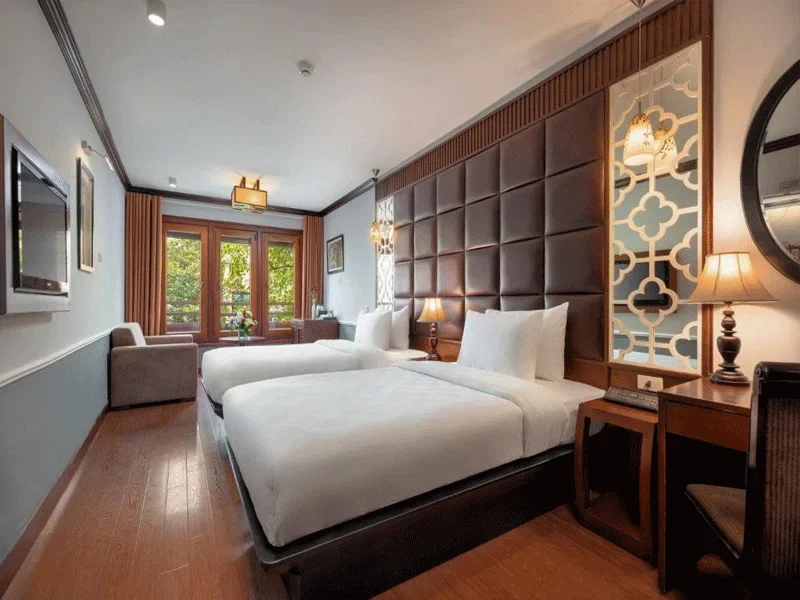 Khách sạn Classy Holiday Hotel & Spa Hà Nội