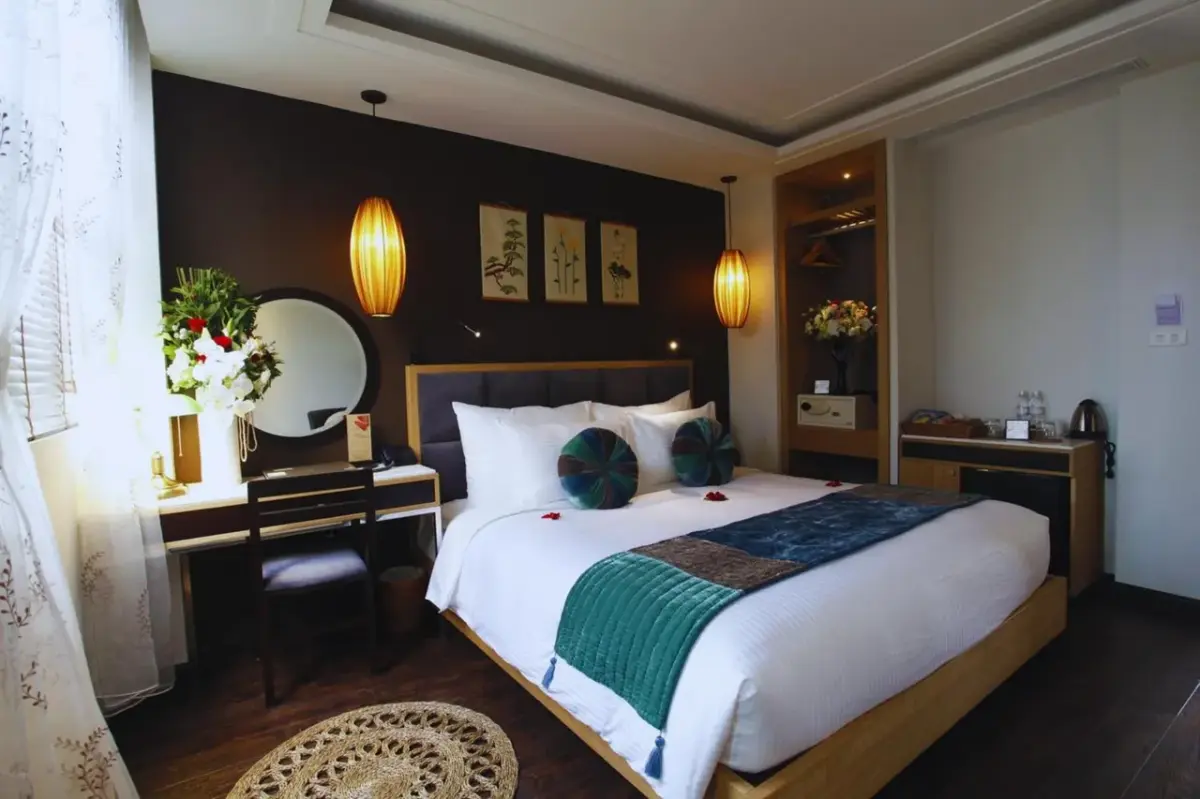Khách sạn Hanoi Emerald Waters Classy Hotel Hà Nội