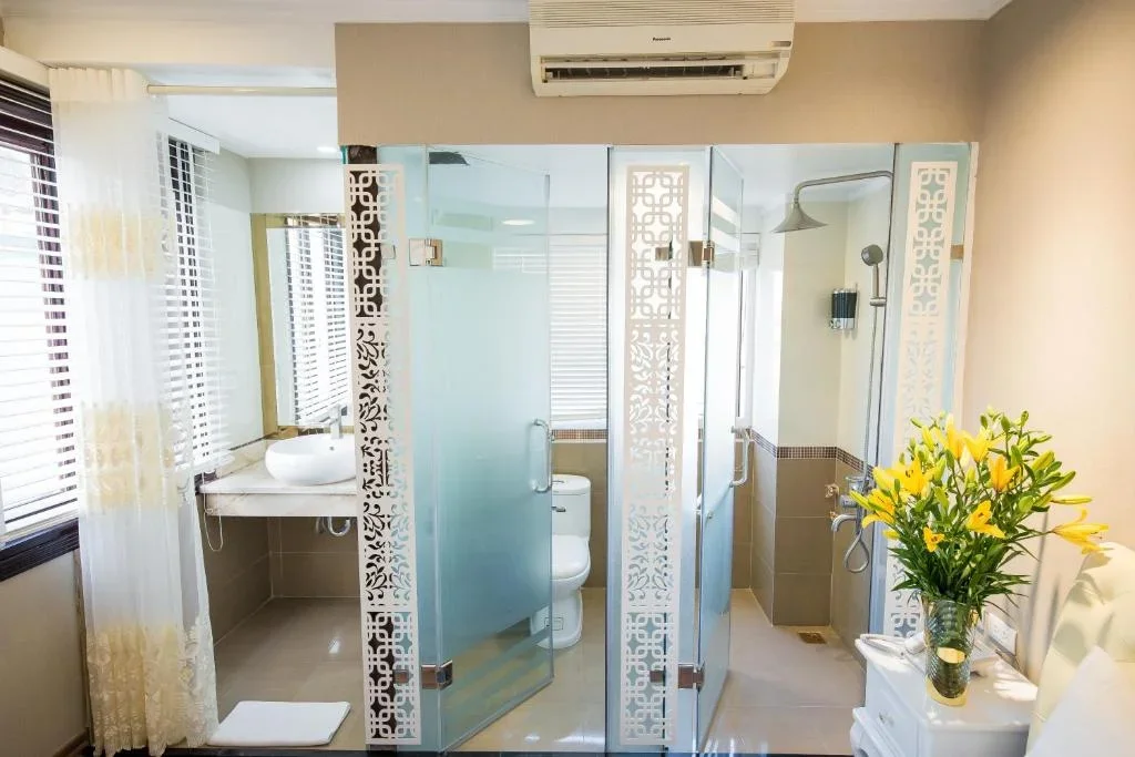 Khách sạn Little Hanoi Deluxe Hotel Hà Nội