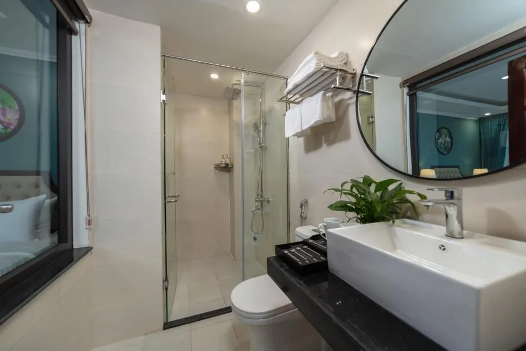 Khách sạn Madelise Palace Hotel & Spa Hà Nội