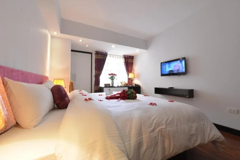 Khách sạn Golden Sun Suite Hotel Hà Nội - Deluxe Window And City View