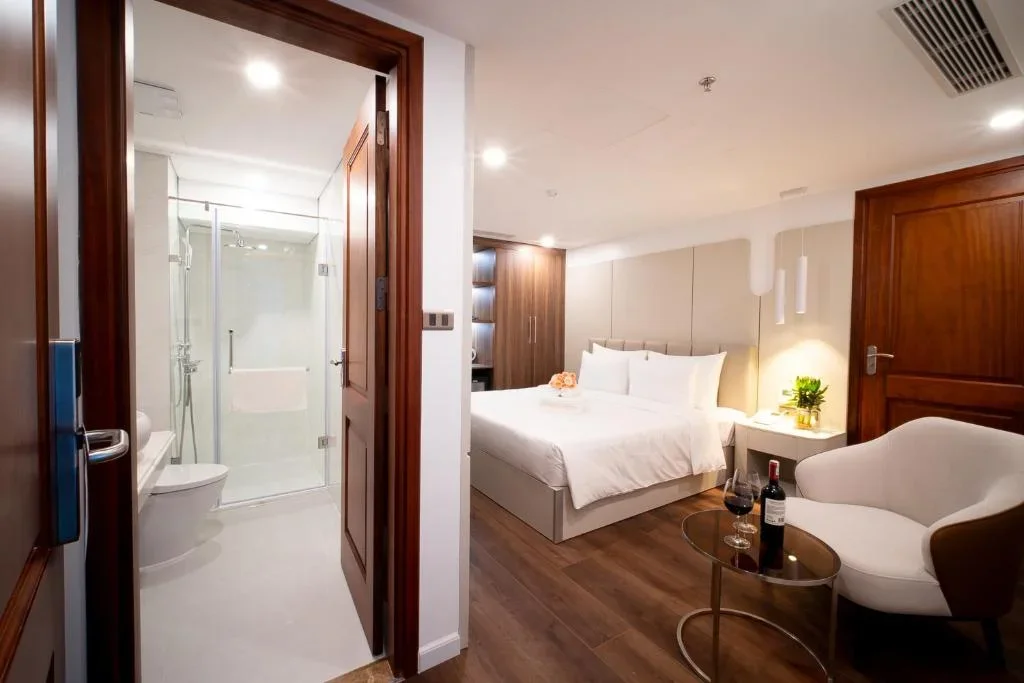 Khách sạn Danitel Hotel Hạ Long