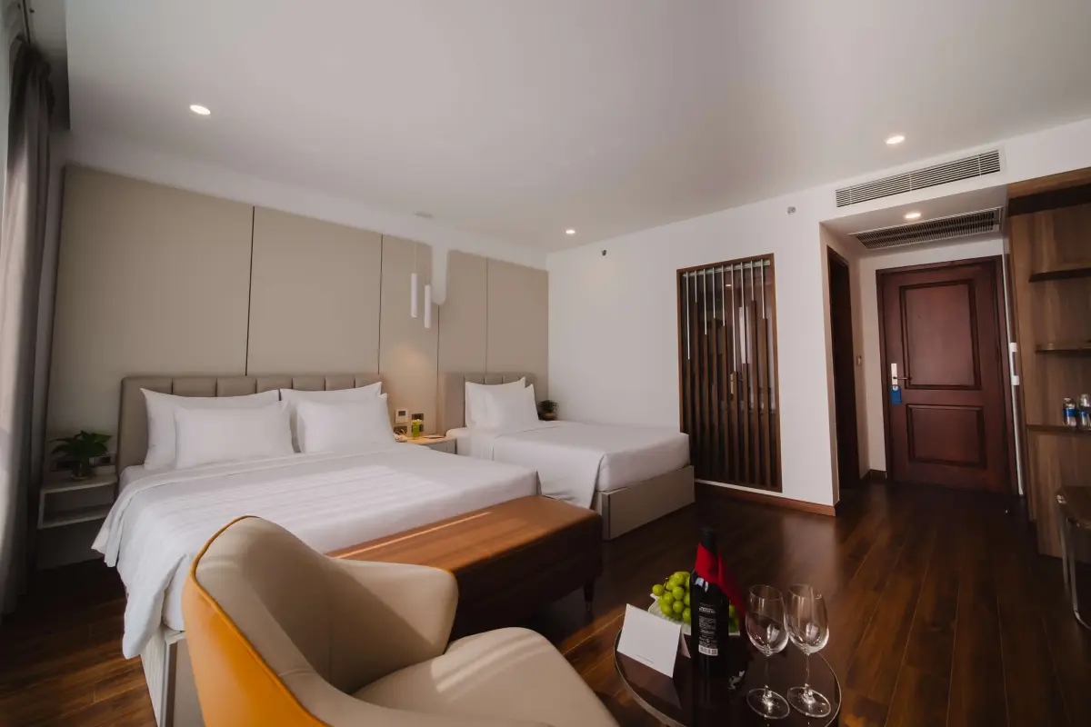 Khách sạn Danitel Hotel Hạ Long