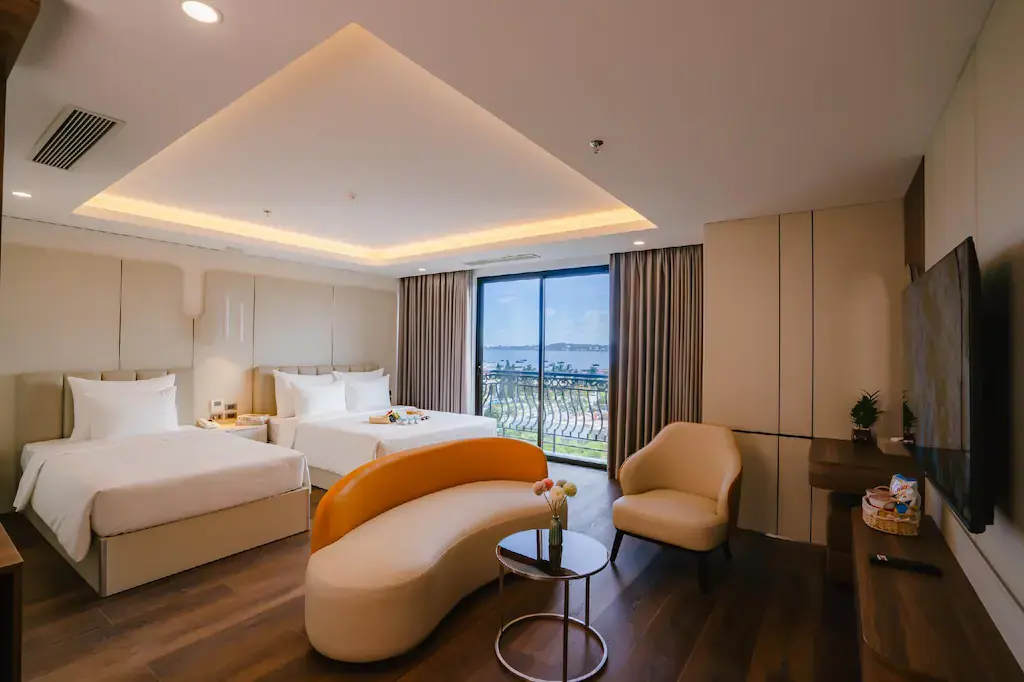 Khách sạn Danitel Hotel Hạ Long