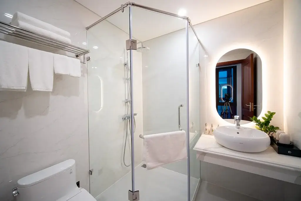 Khách sạn Danitel Hotel Hạ Long