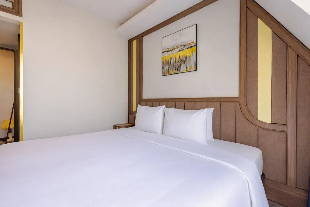 Khách sạn Sky Charm Hanoi Hotel and Spa Hà Nội