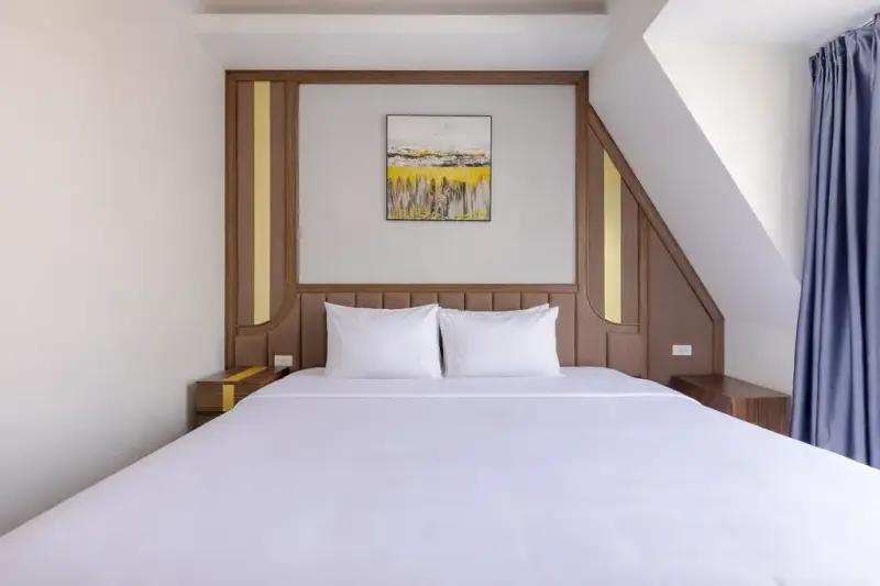 Khách sạn Sky Charm Hanoi Hotel and Spa Hà Nội - Deluxe Balcony