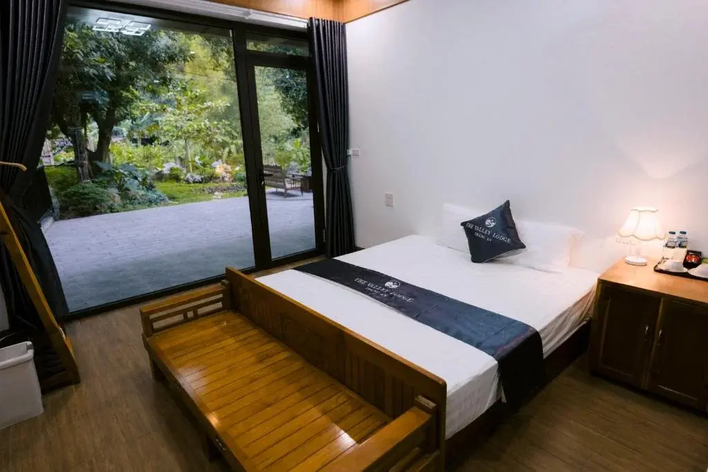 Homestay The Valley Lodge Trang An Ninh Bình
