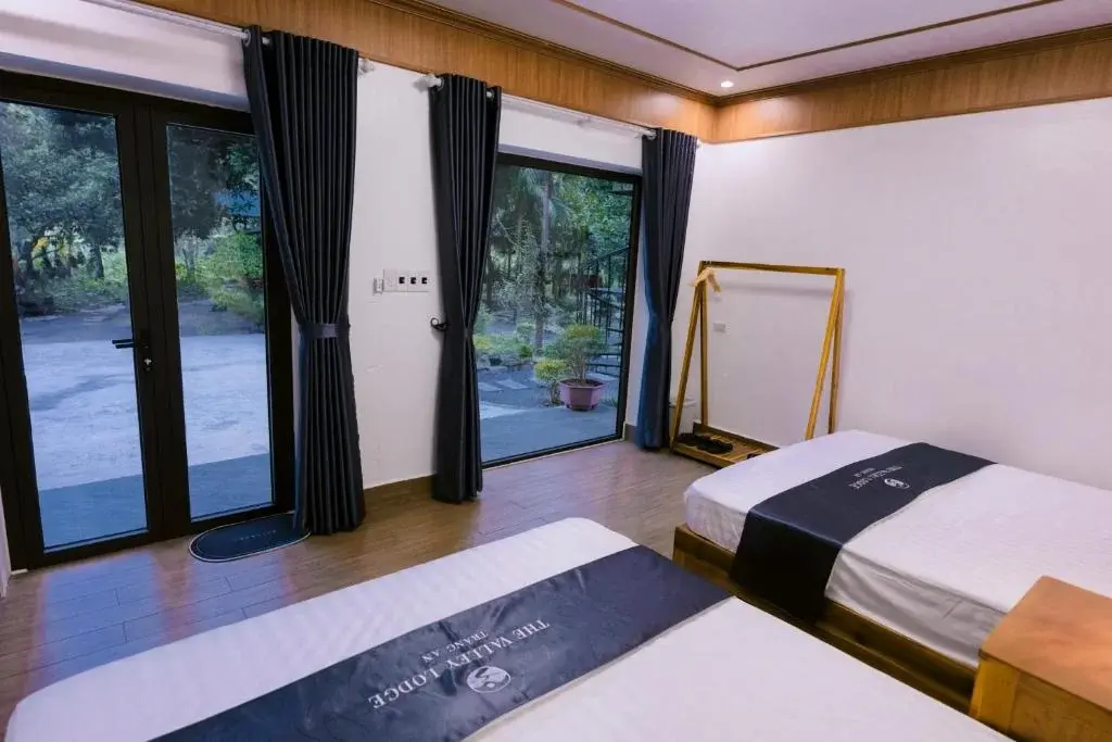 Homestay The Valley Lodge Trang An Ninh Bình