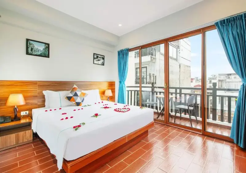 Khách sạn Hanoi Old Quarter Hotel Hà Nội - Phòng Bacony