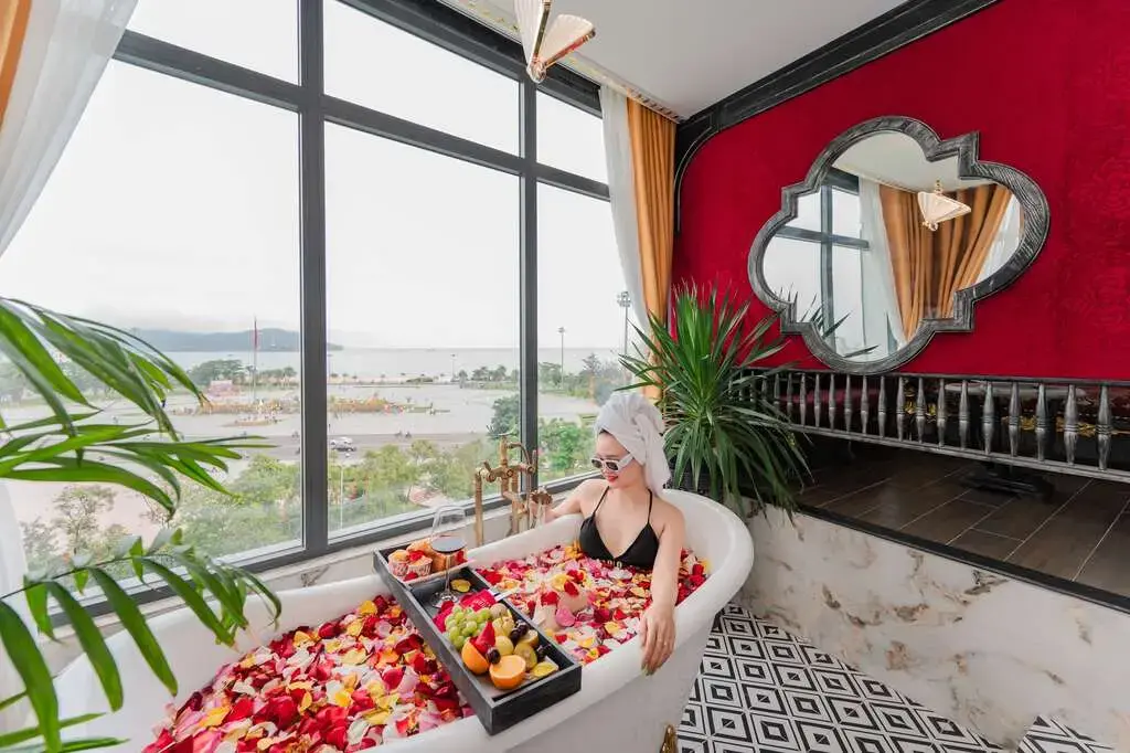 Khách sạn Menora Hotel Quy Nhơn