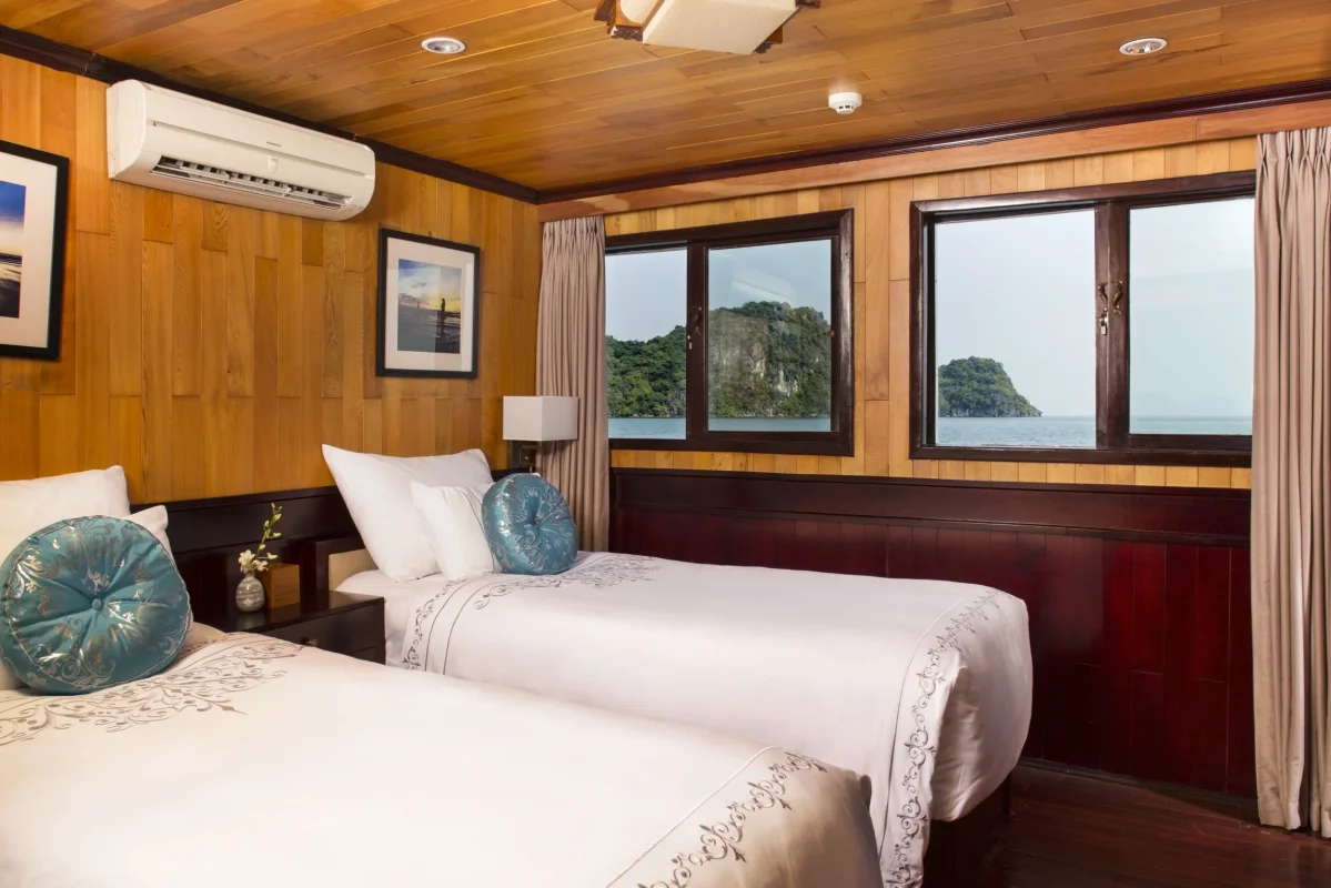 Du thuyền Hera Classic Boutique Cruise Halong Hạ Long