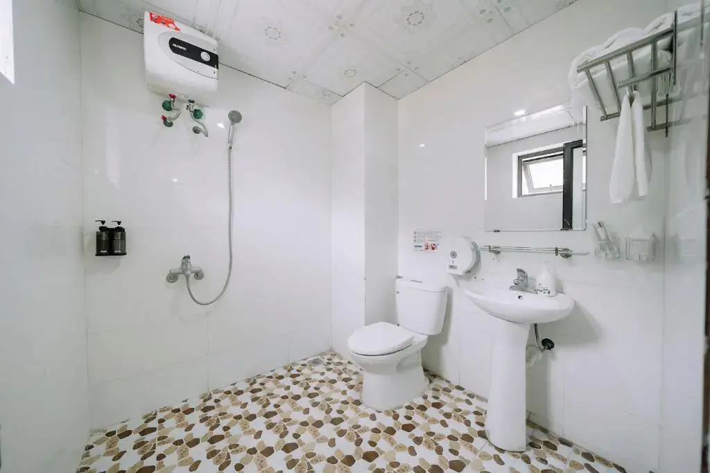 Khách sạn Cát Bà Flora Hotel