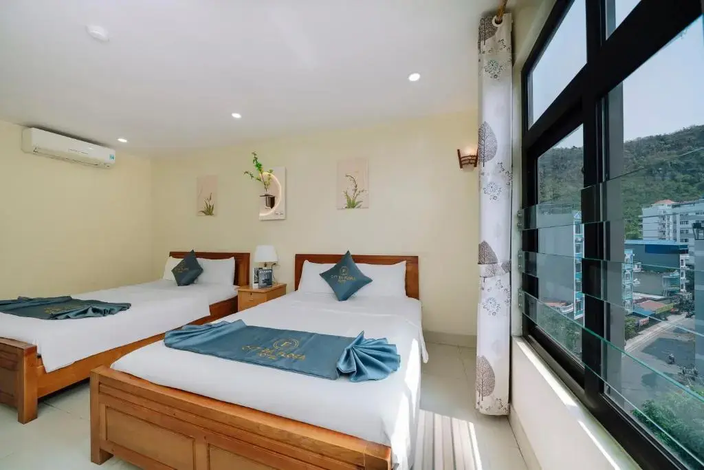 Khách sạn Cát Bà Flora Hotel
