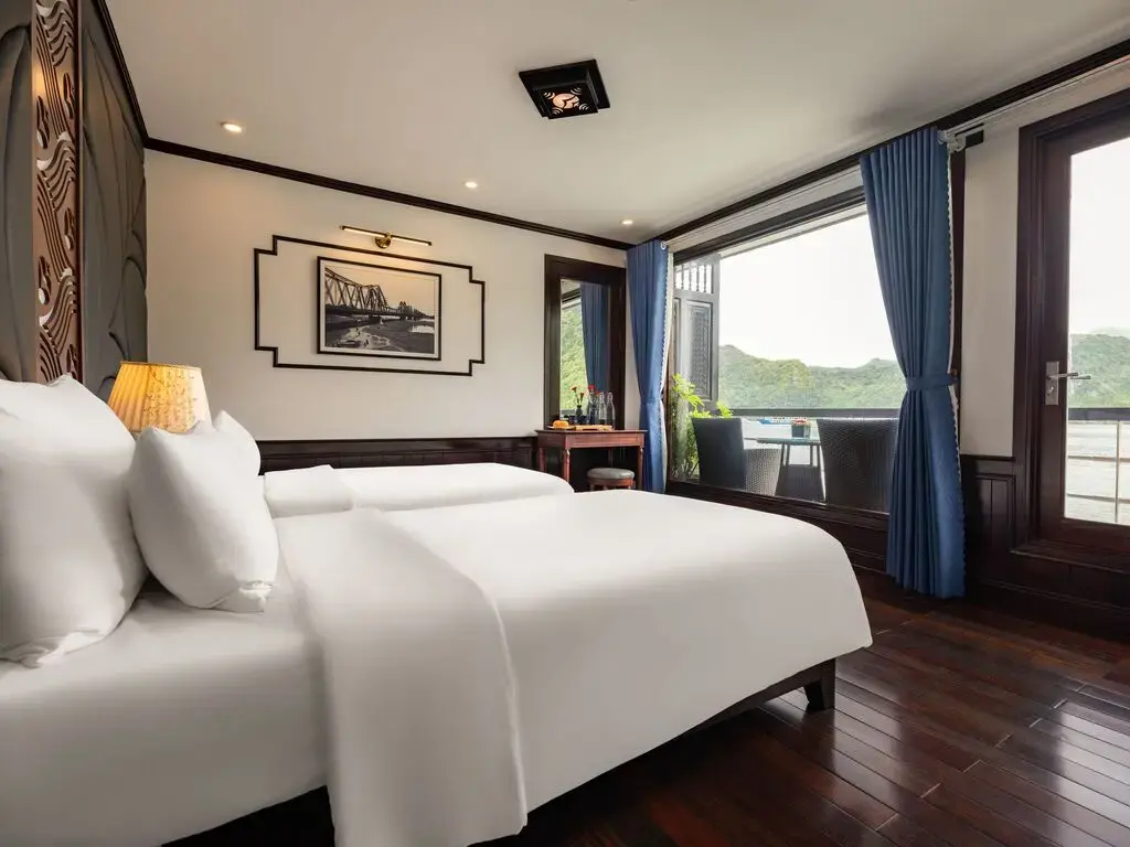 Du thuyền Le Journey Elegance Cruise Hạ Long