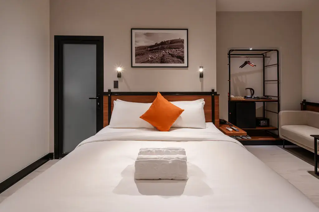 Khách sạn Metrolux By Zeus Group Hotel Hồ Chí Minh