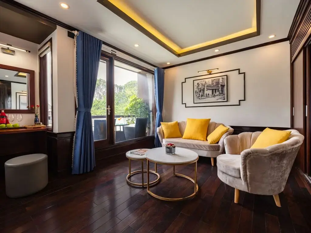Du thuyền Le Journey Elegance Cruise Hạ Long