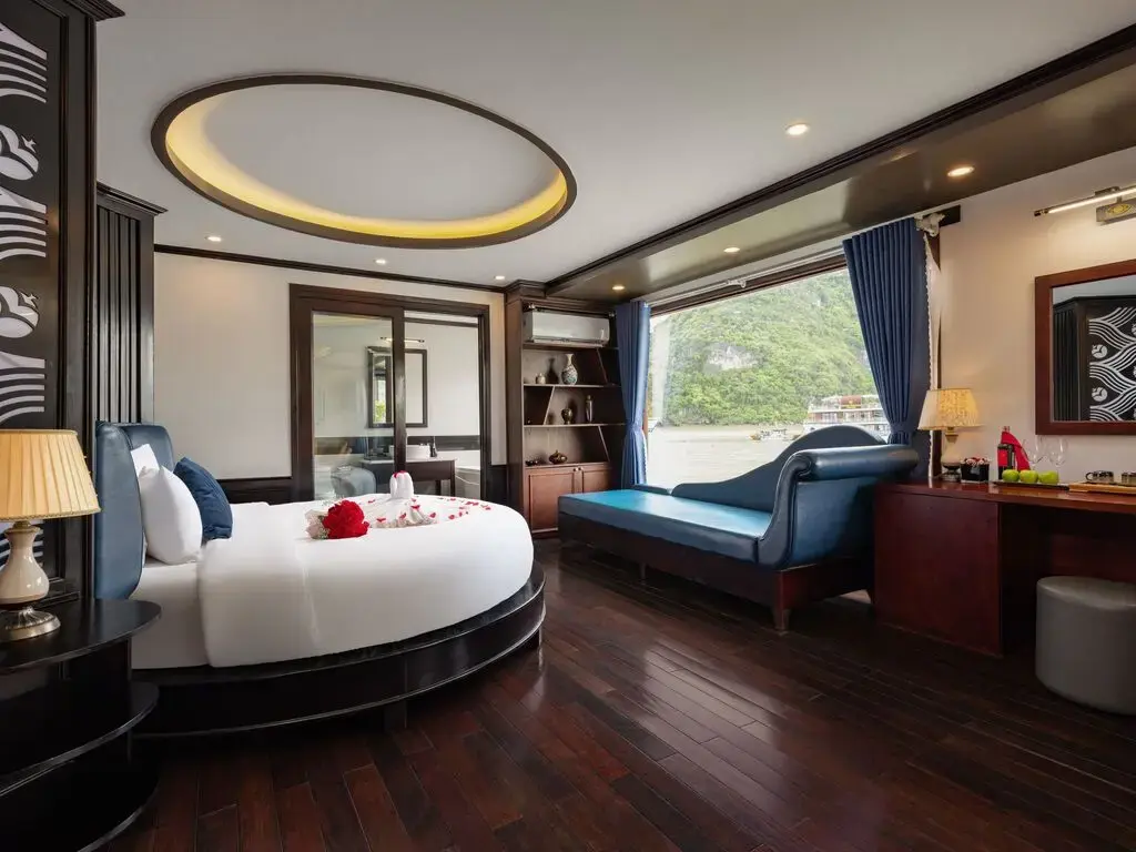Du thuyền Le Journey Elegance Cruise Hạ Long