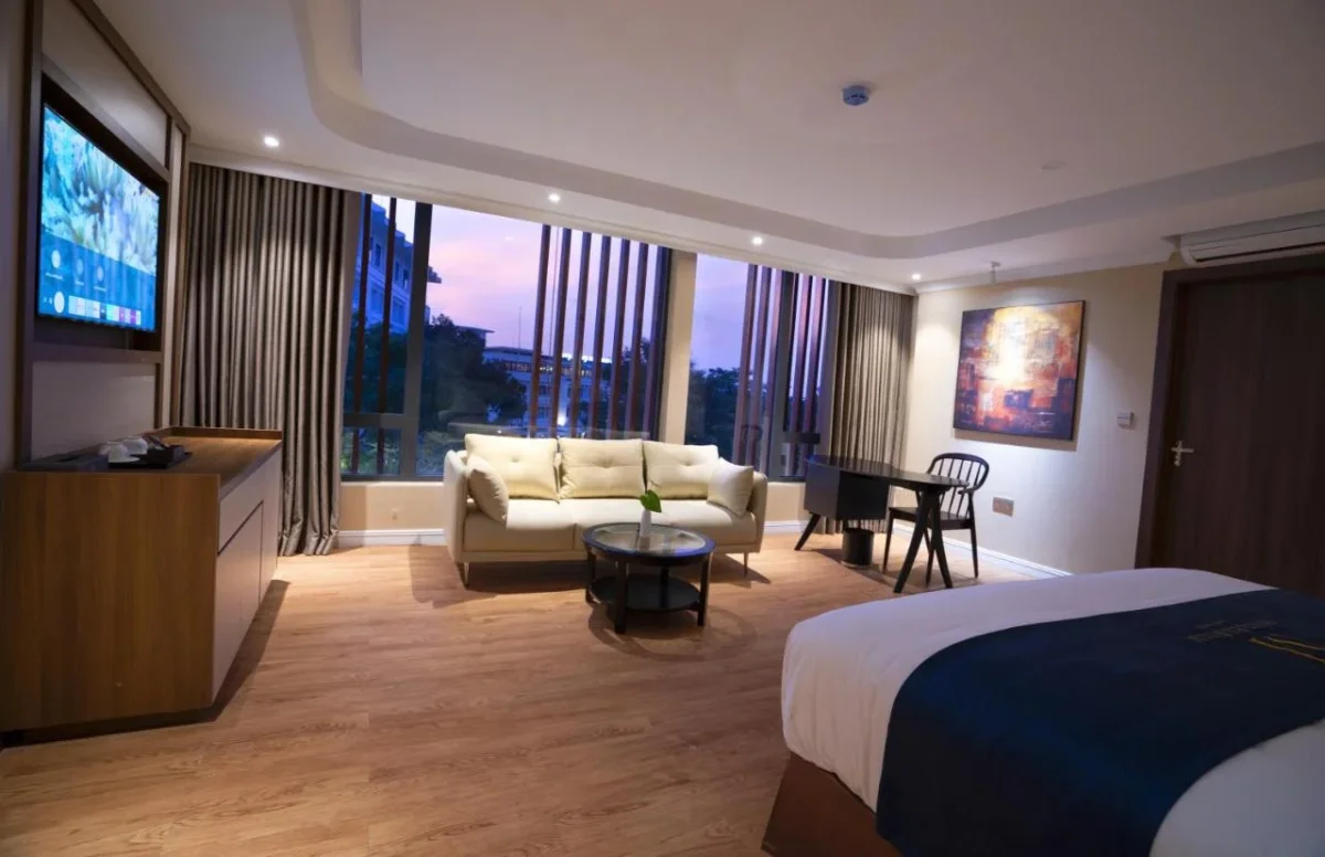 Khách sạn Millennium Hotel Huế