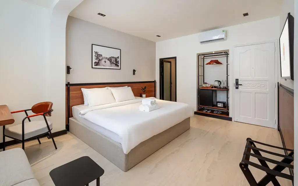 Khách sạn Metrolux By Zeus Group Hotel Hồ Chí Minh