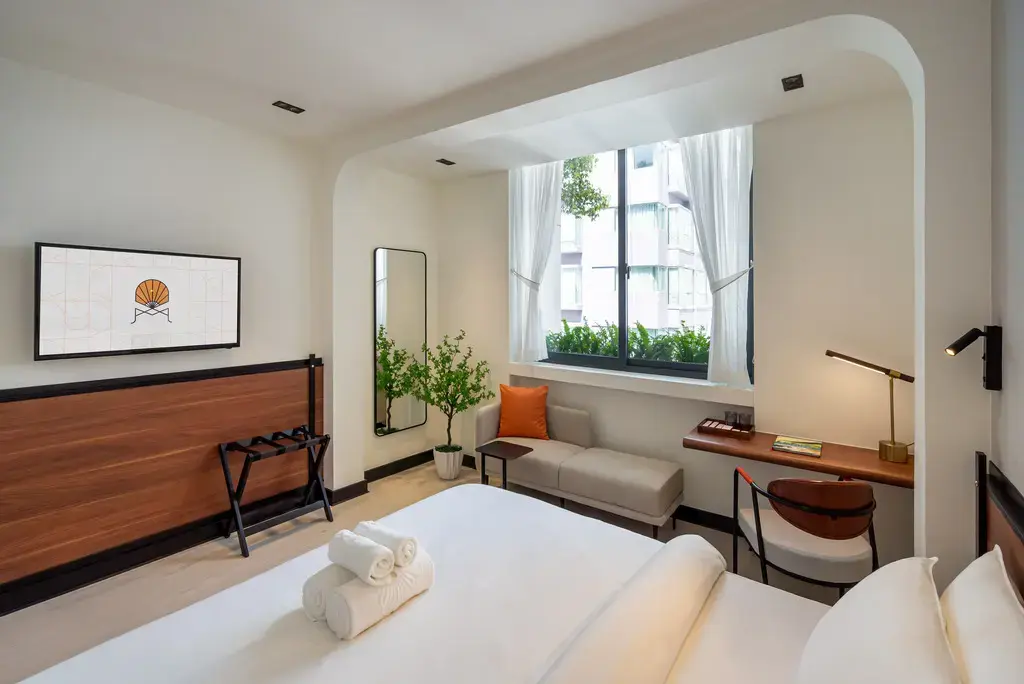 Khách sạn Metrolux By Zeus Group Hotel Hồ Chí Minh
