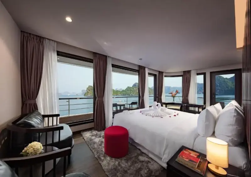 Du thuyền Scarlet Pearl Cruises Hạ Long - Onyx Pearl