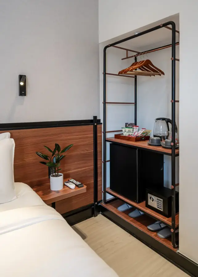Khách sạn Metrolux By Zeus Group Hotel Hồ Chí Minh