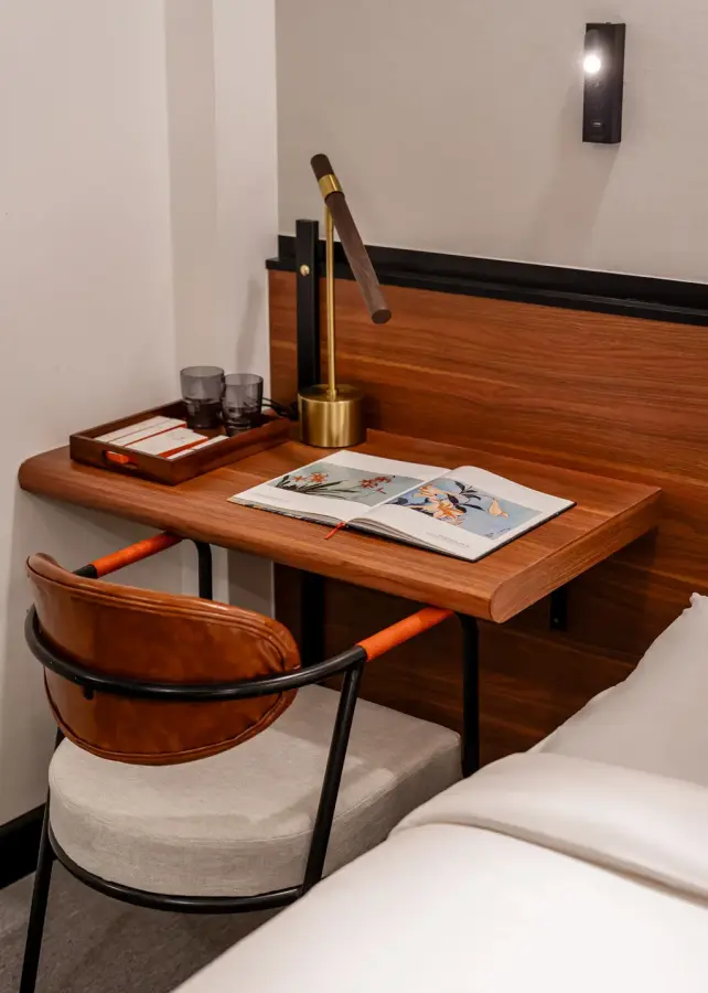 Khách sạn Metrolux By Zeus Group Hotel Hồ Chí Minh