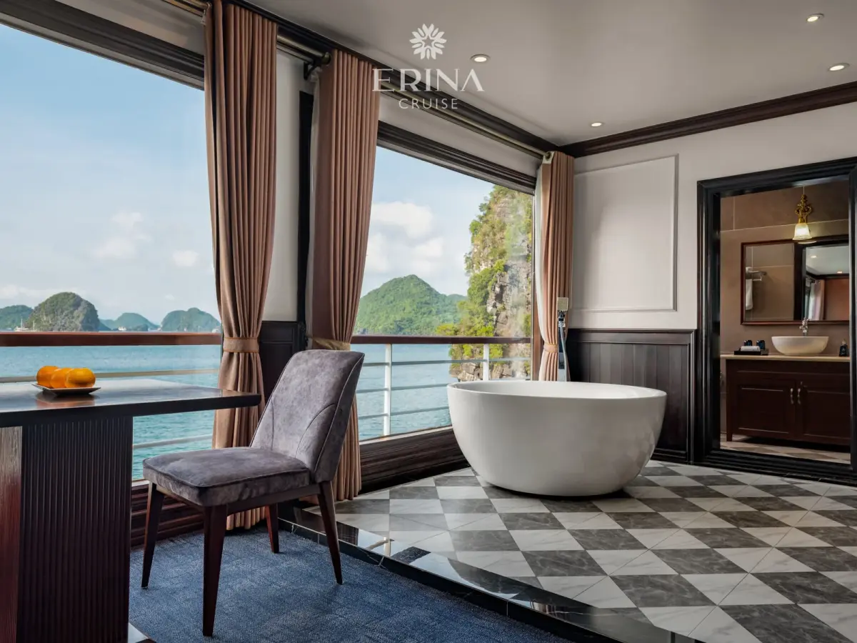 Du thuyền Erina Cruise Hạ Long