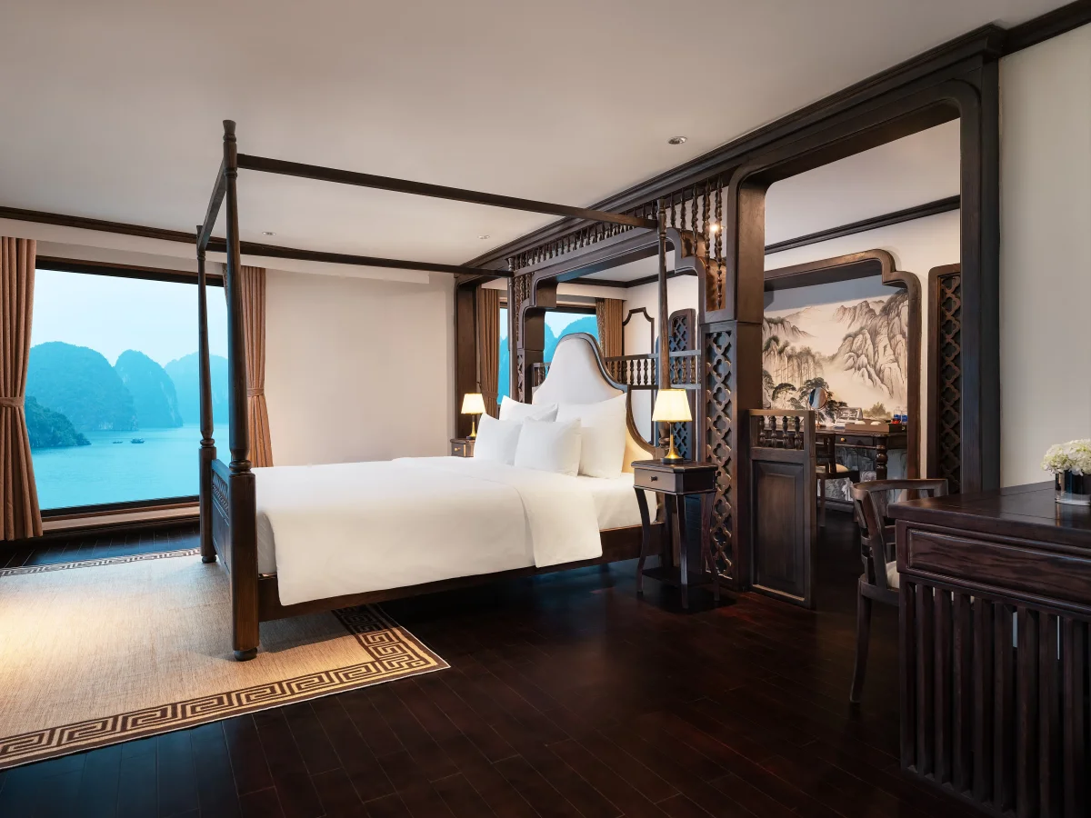 Du thuyền Venus Hạ Long Cruises