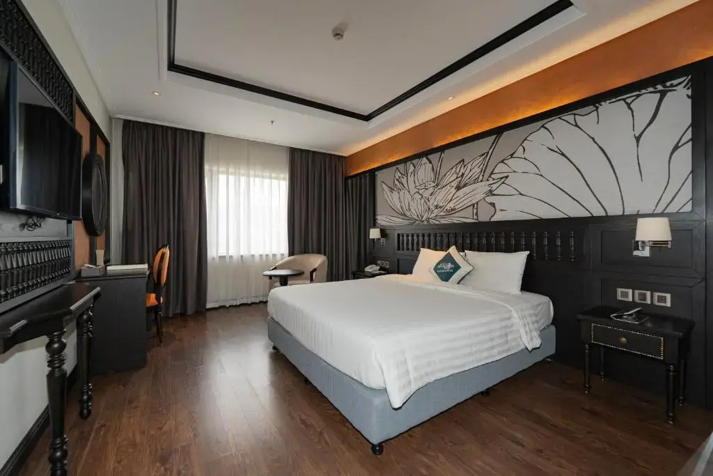 Khách sạn Green Dragon Boutique Hotel Quảng Ninh
