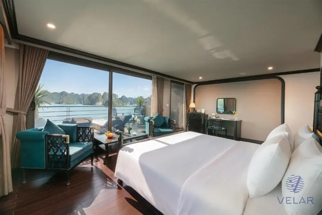 Du thuyền Velar Of The Seas Cruise Hạ Long