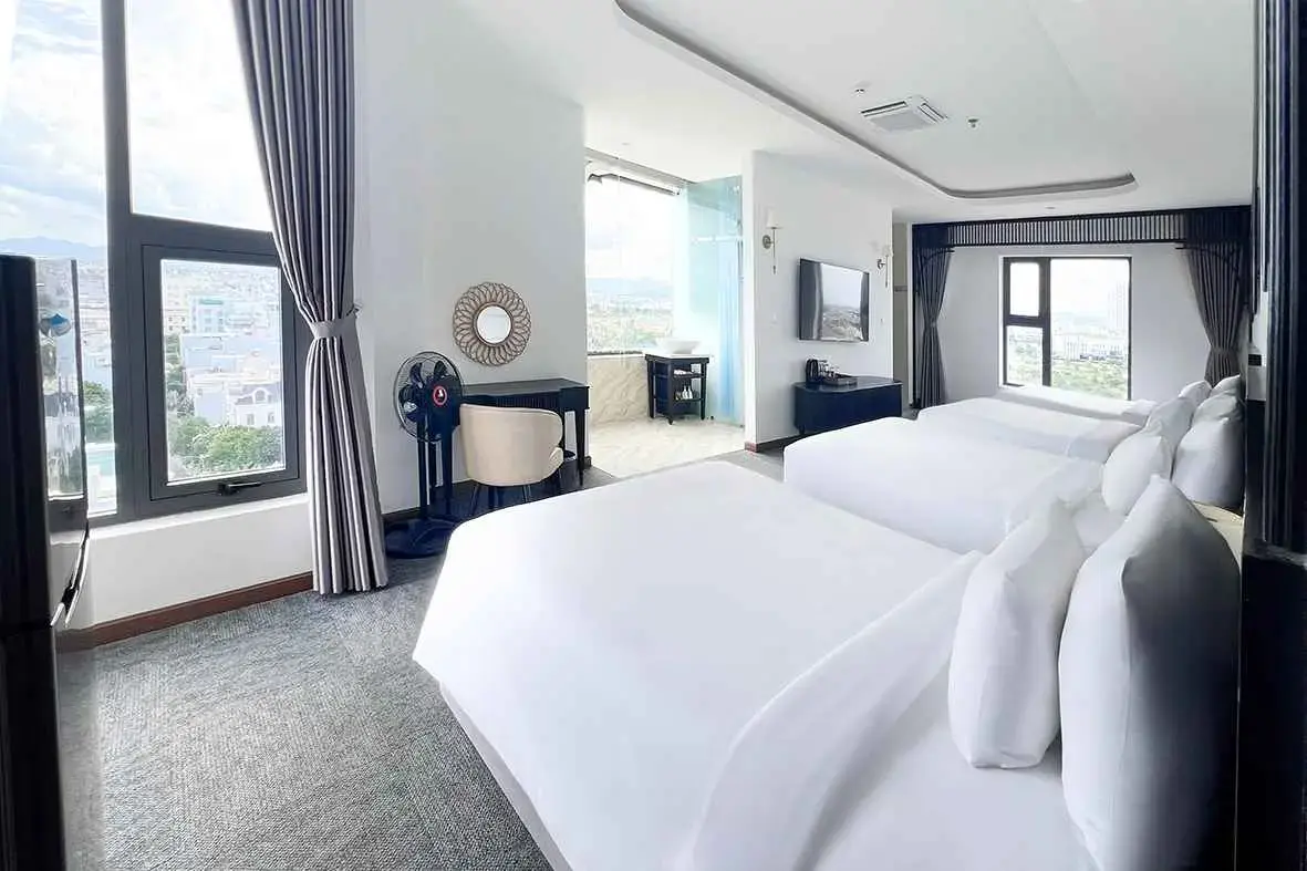 Khách sạn Sandals Everyday Hotel Đắk Lắk