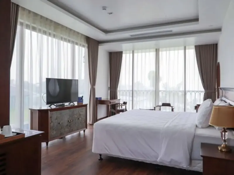 Westlake Hotel & Resort Vĩnh Phúc - Villa Deluxe Room