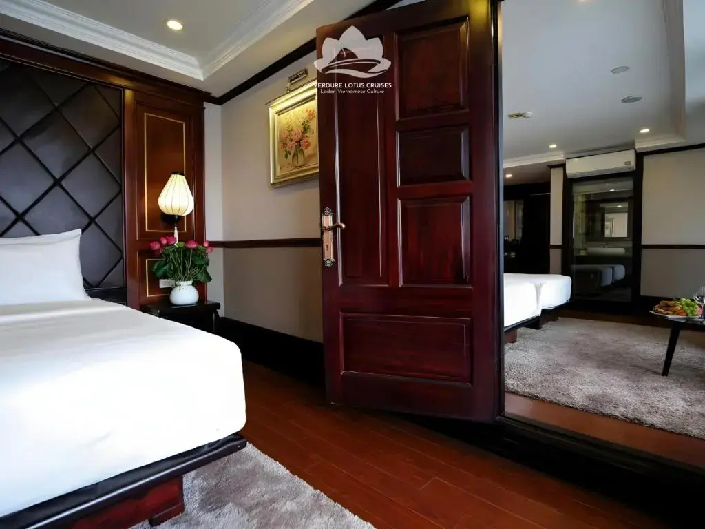 Du thuyền Verdure Lotus Cruise Classic Hạ Long