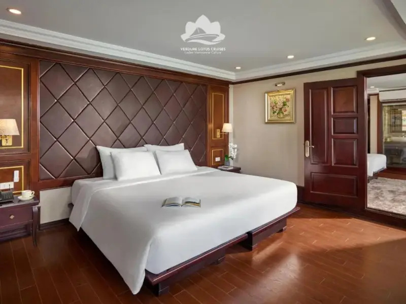 Du thuyền Verdure Lotus Cruise Classic Hạ Long - Family Connecting