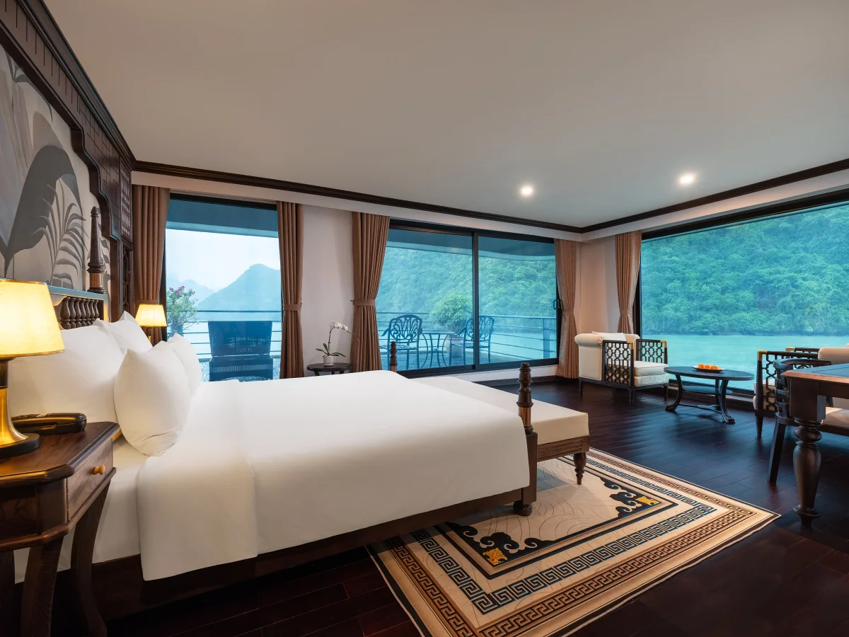 Du thuyền Venus Hạ Long Cruises