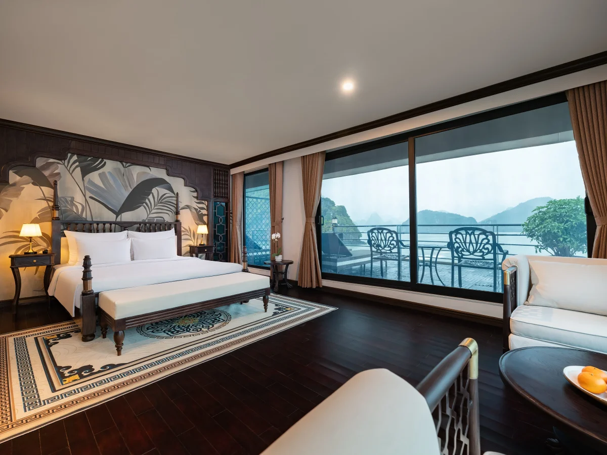 Du thuyền Venus Hạ Long Cruises