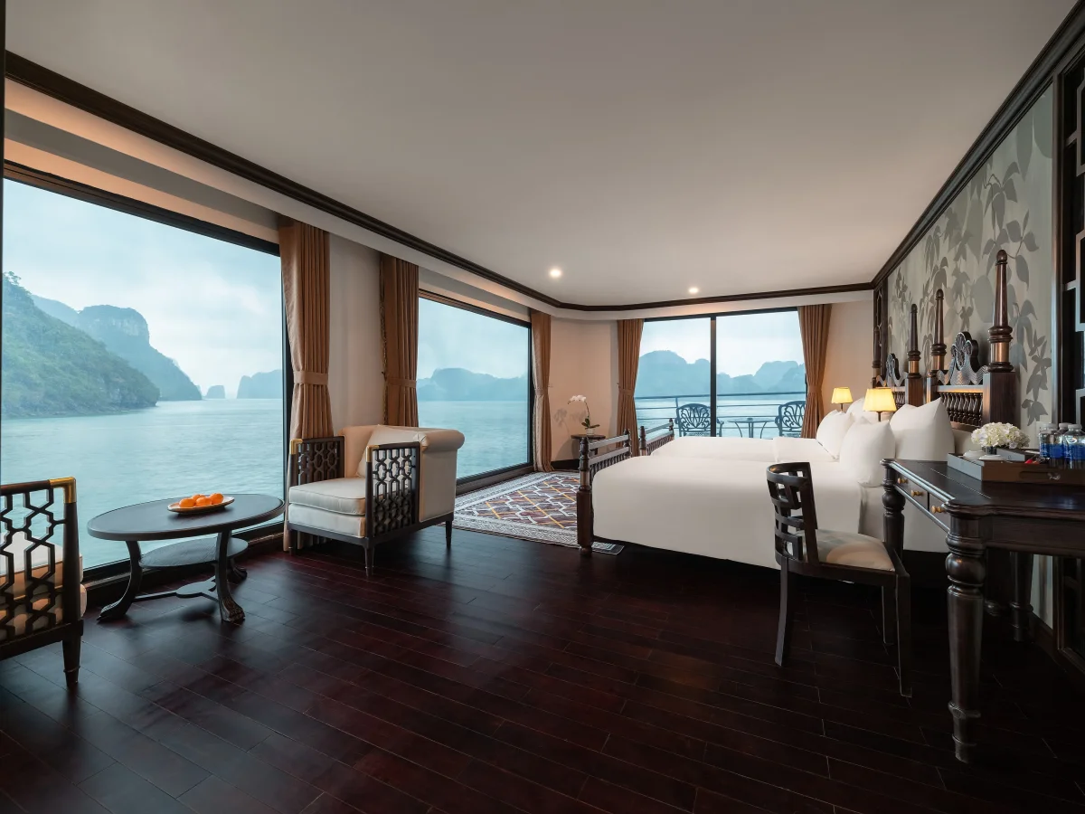Du thuyền Venus Hạ Long Cruises
