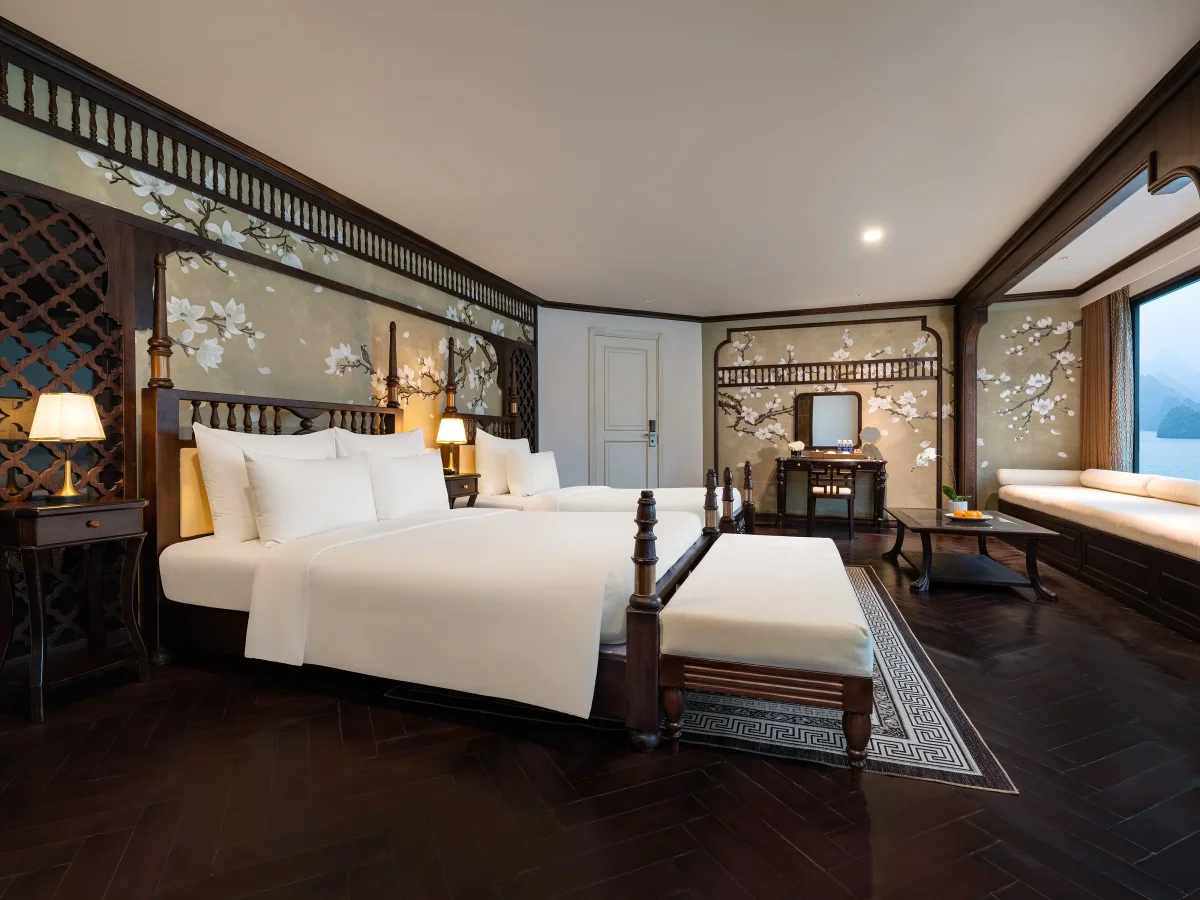 Du thuyền Venus Hạ Long Cruises