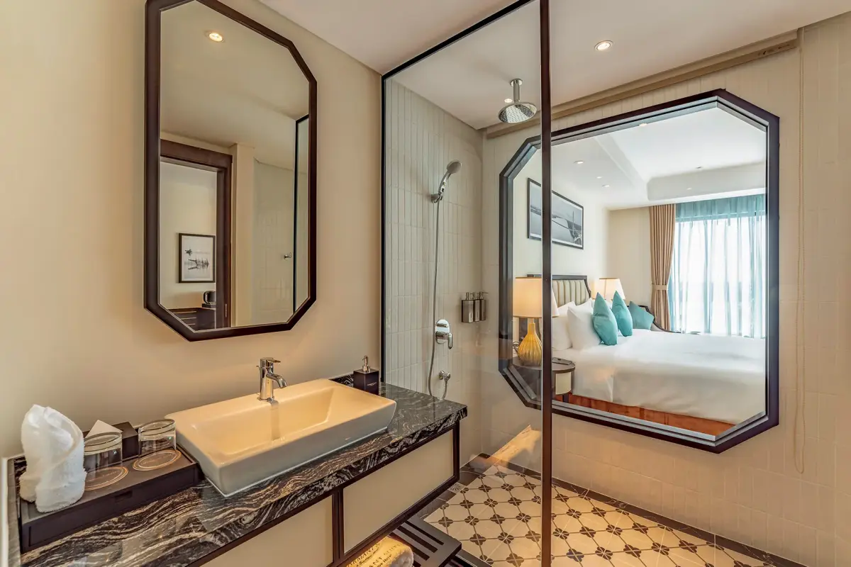 Khách sạn Charmant Suites Hotel Cần Thơ
